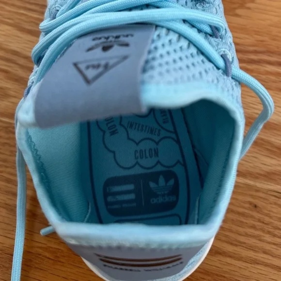 adidas x Pharrell Williams Tennis Hu J --NWOT (7) - Picture 14 of 16